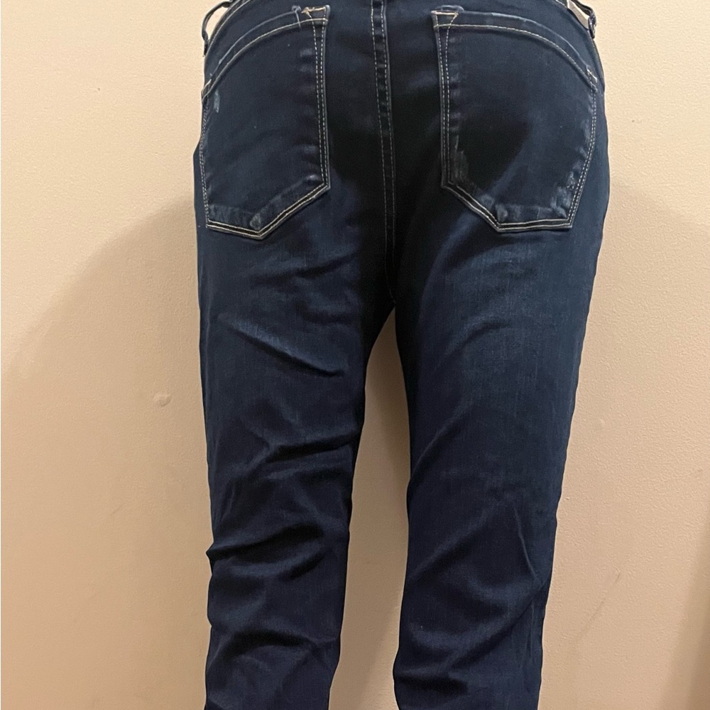 Brand new without tags Kancan stretch jeans.